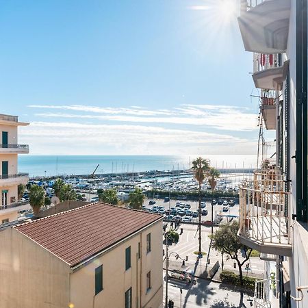 Palazzo Galeoni Luxury Suites Salerno Kültér fotó