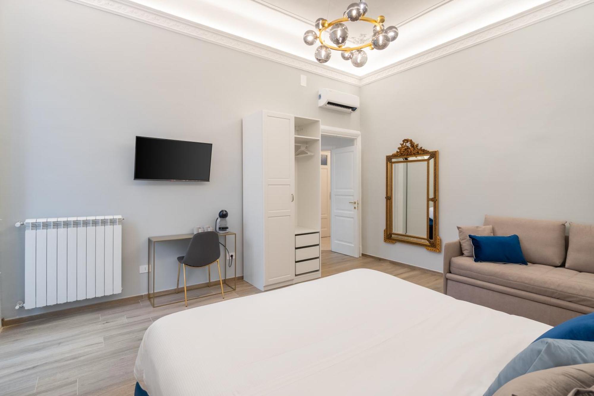 Palazzo Galeoni Luxury Suites Salerno Kültér fotó